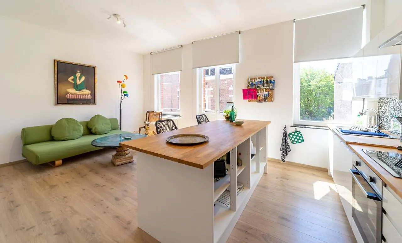 Lyves Two Apartment Liege Belgium